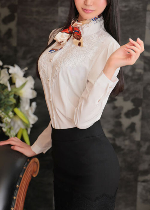 際立つ清楚感◇煌く気品、深みある誘惑◇